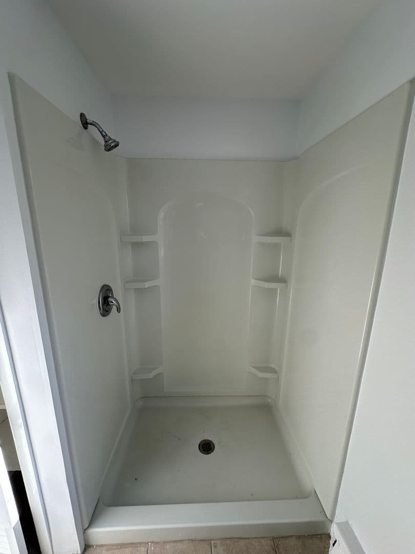 Willingboro House: 20 Peppermint Ln