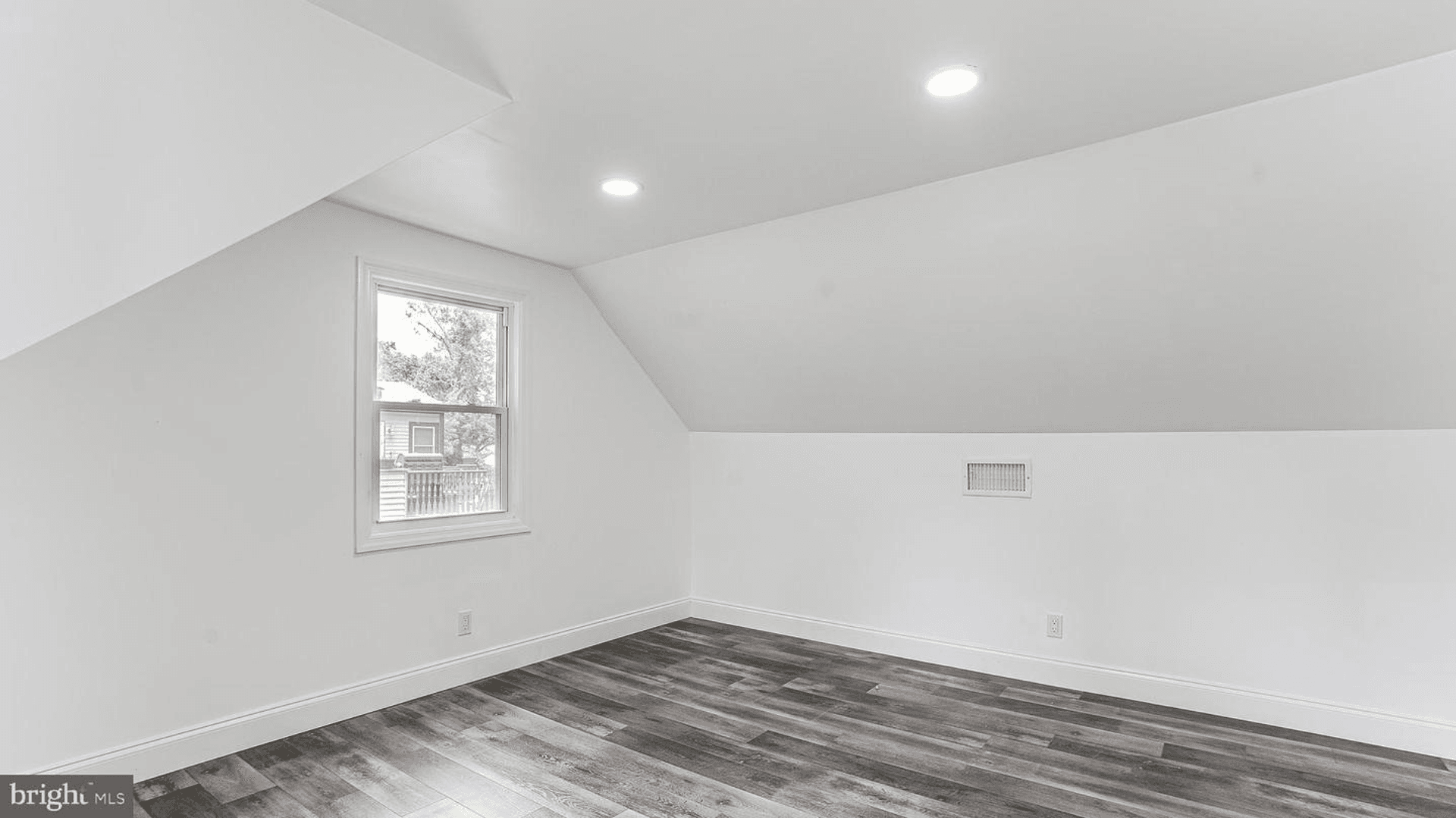 Browns Mills House: 39 Filbert Ave