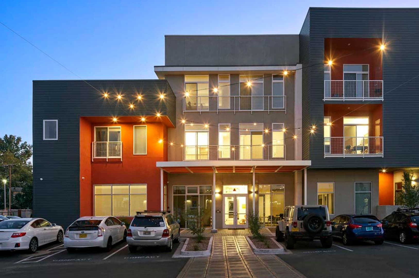 Albuquerque Apartment: 1716 Central Avenue SW