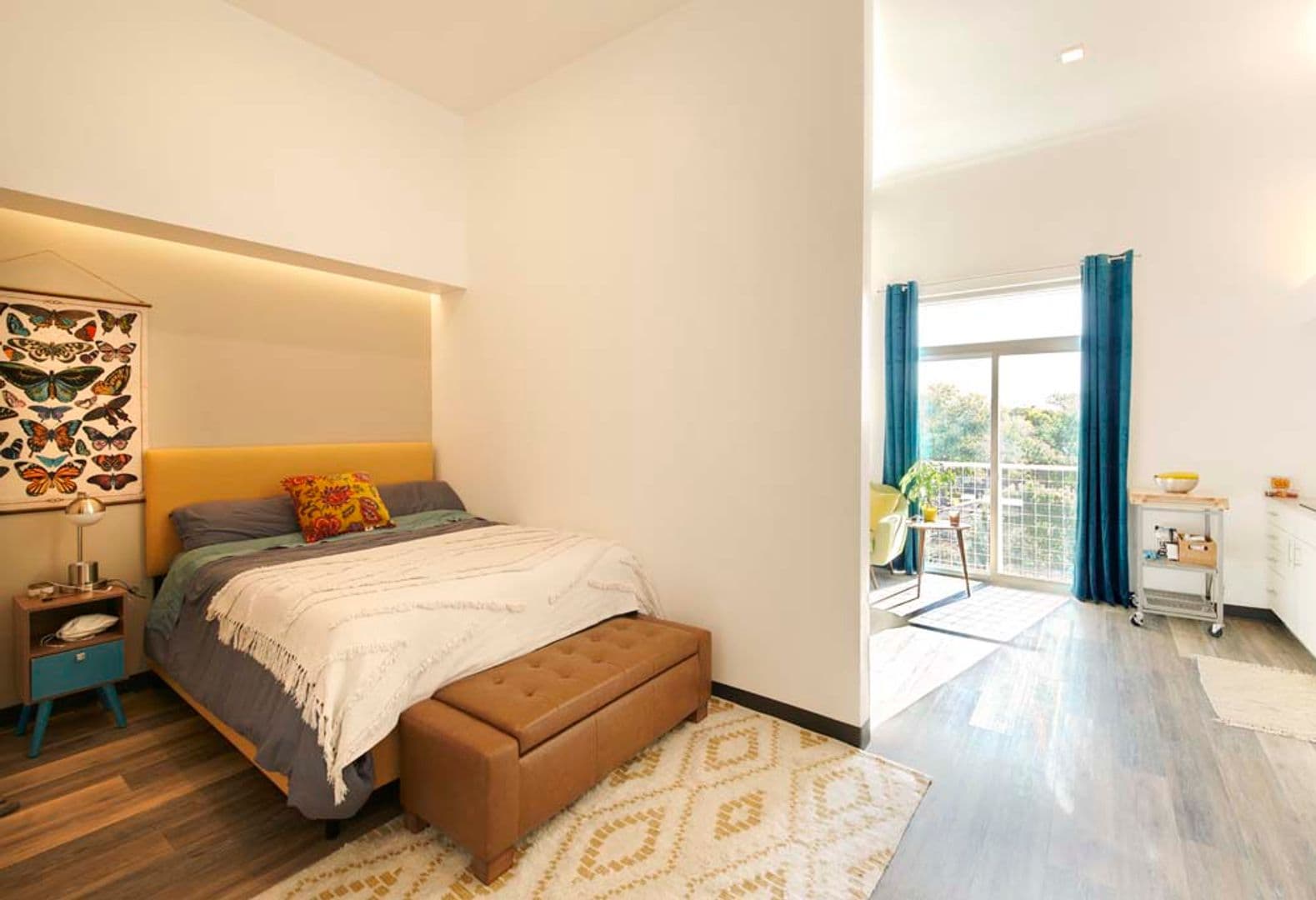 Albuquerque Apartment: 1716 Central Avenue SW