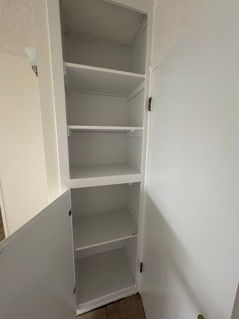 Anaheim Apartment: 1813 W. Sumac Lane