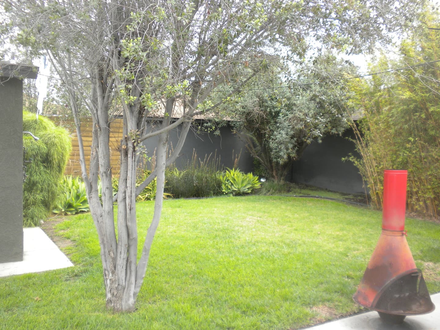 Long Beach House: 5831 E. Lanai Street