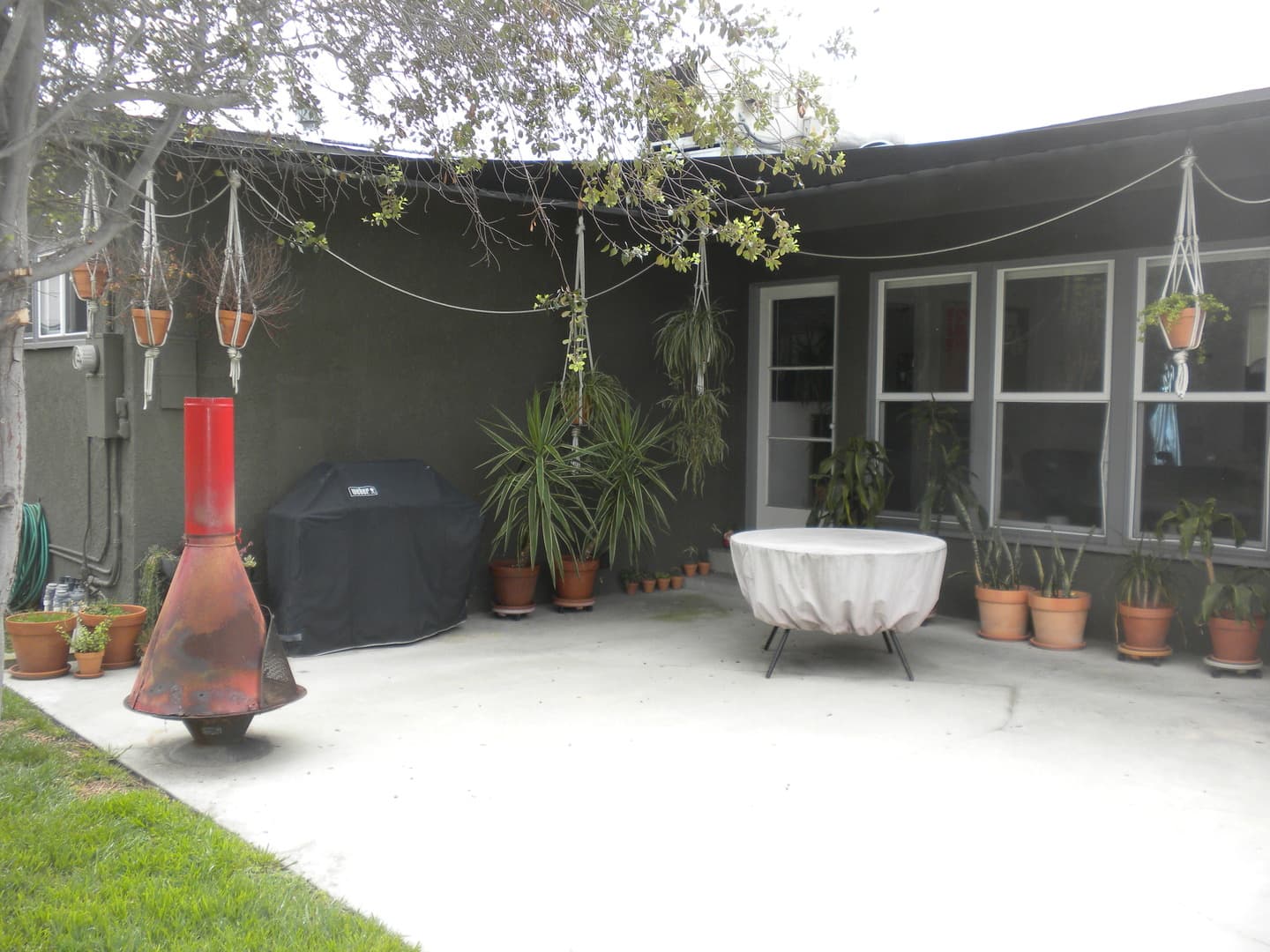 Long Beach House: 5831 E. Lanai Street