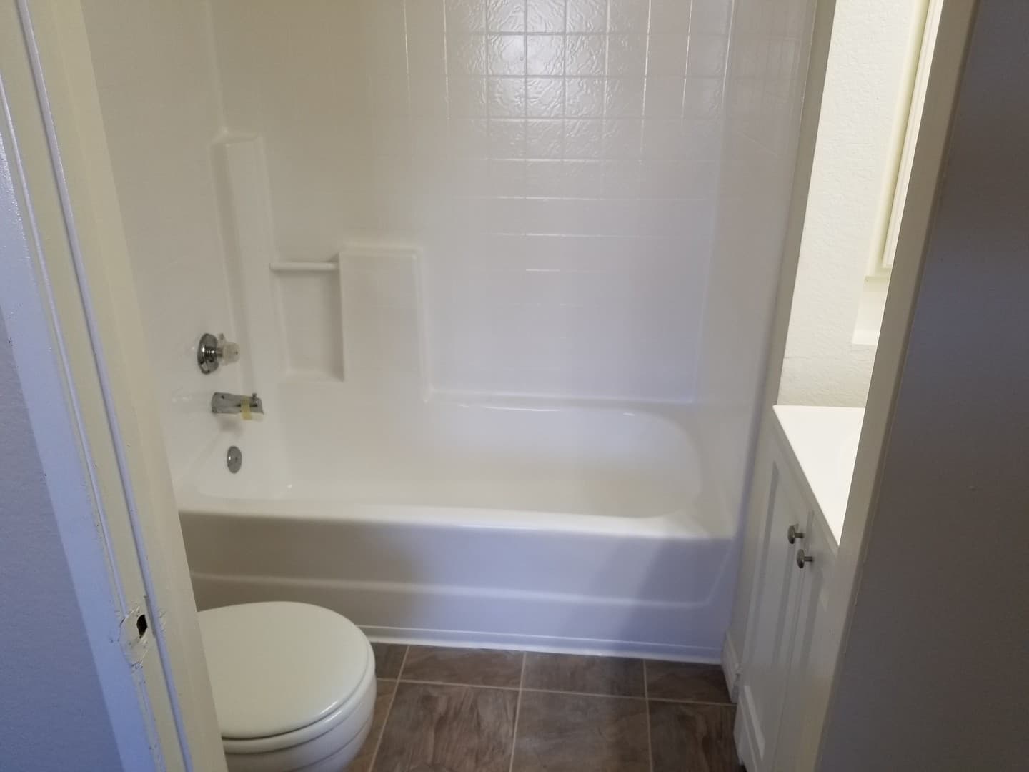 Long Beach Apartment: 800 Rose Avenue