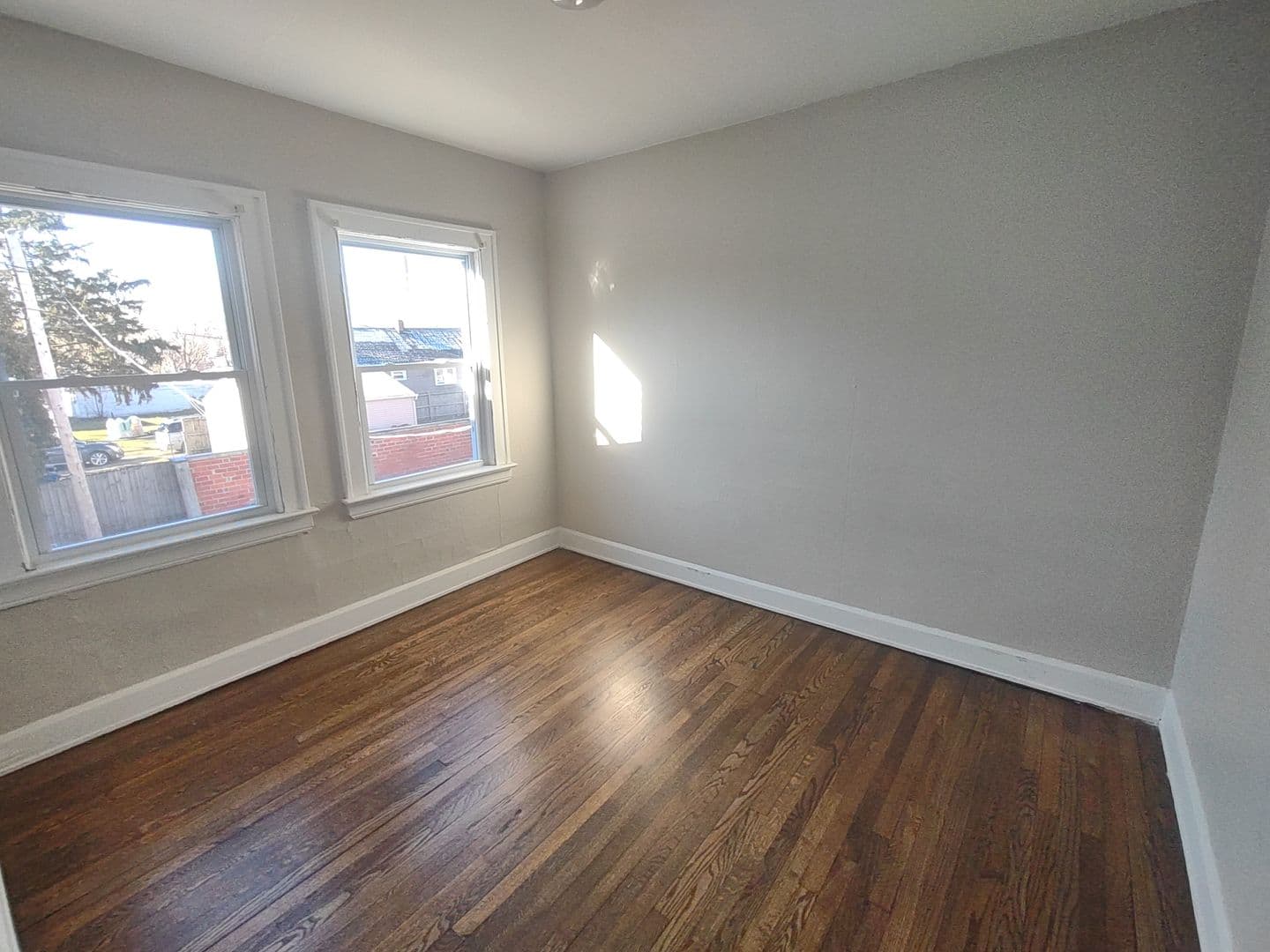 Cleveland Apartment: 9705 Loretta Ave