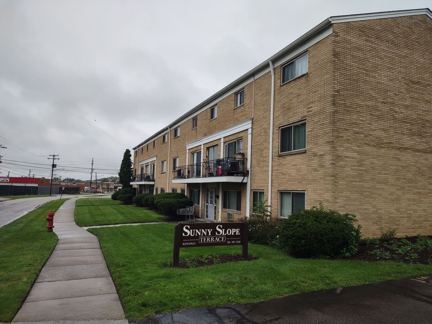 Maple Heights Apartment: 5383 Sunnyslope Rd