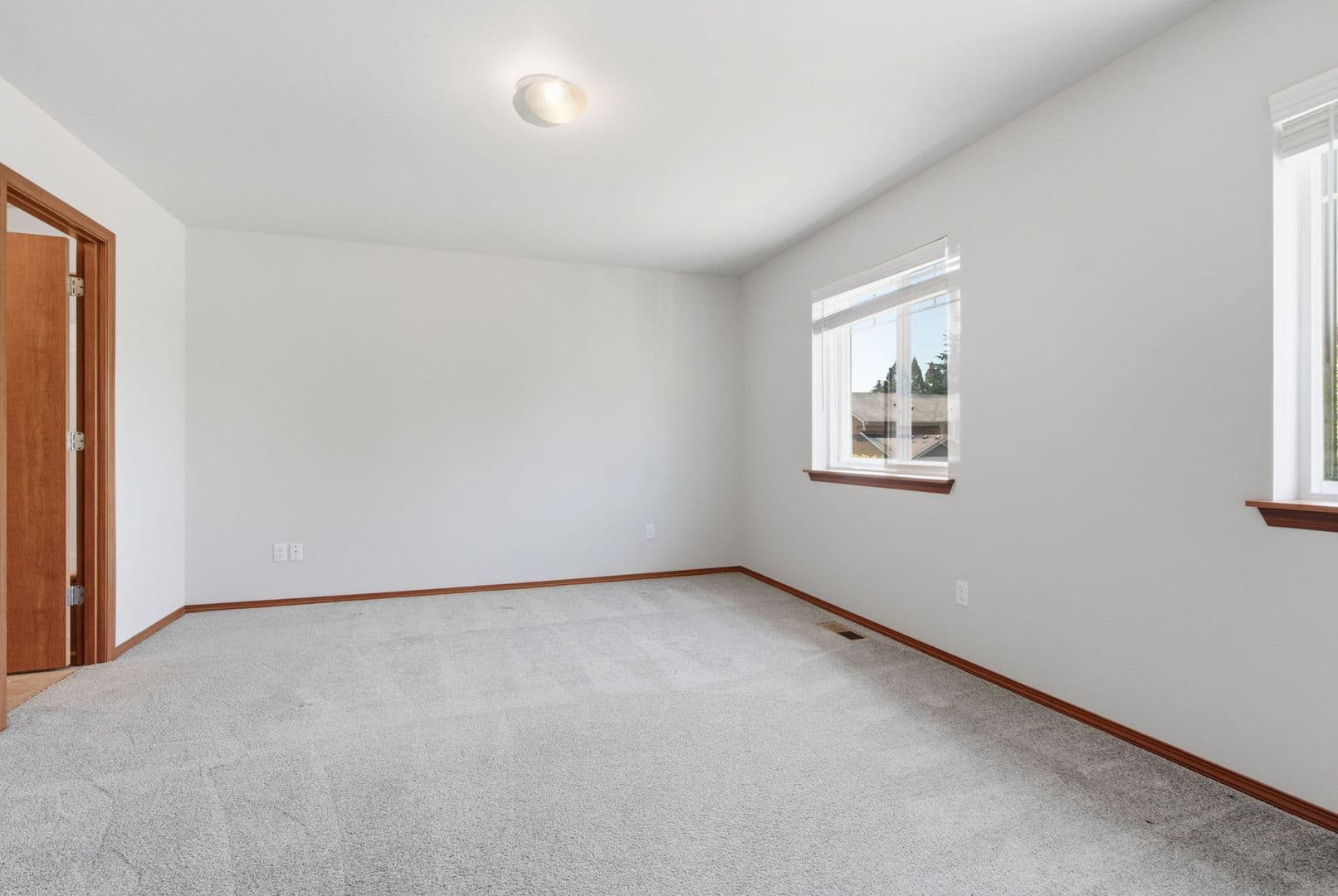 Napavine House: 512 Stadium Ct