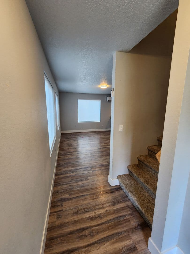 Winlock Multiplex: 205-207 Oak St