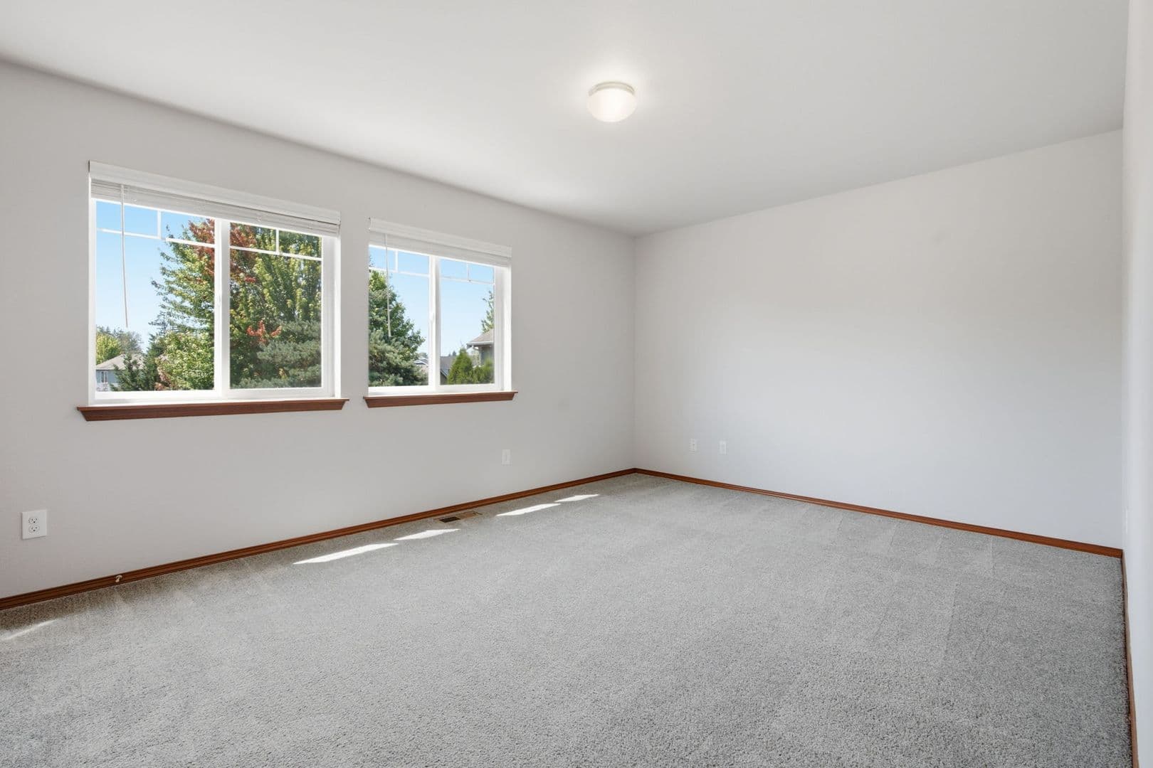 Napavine House: 512 Stadium Ct
