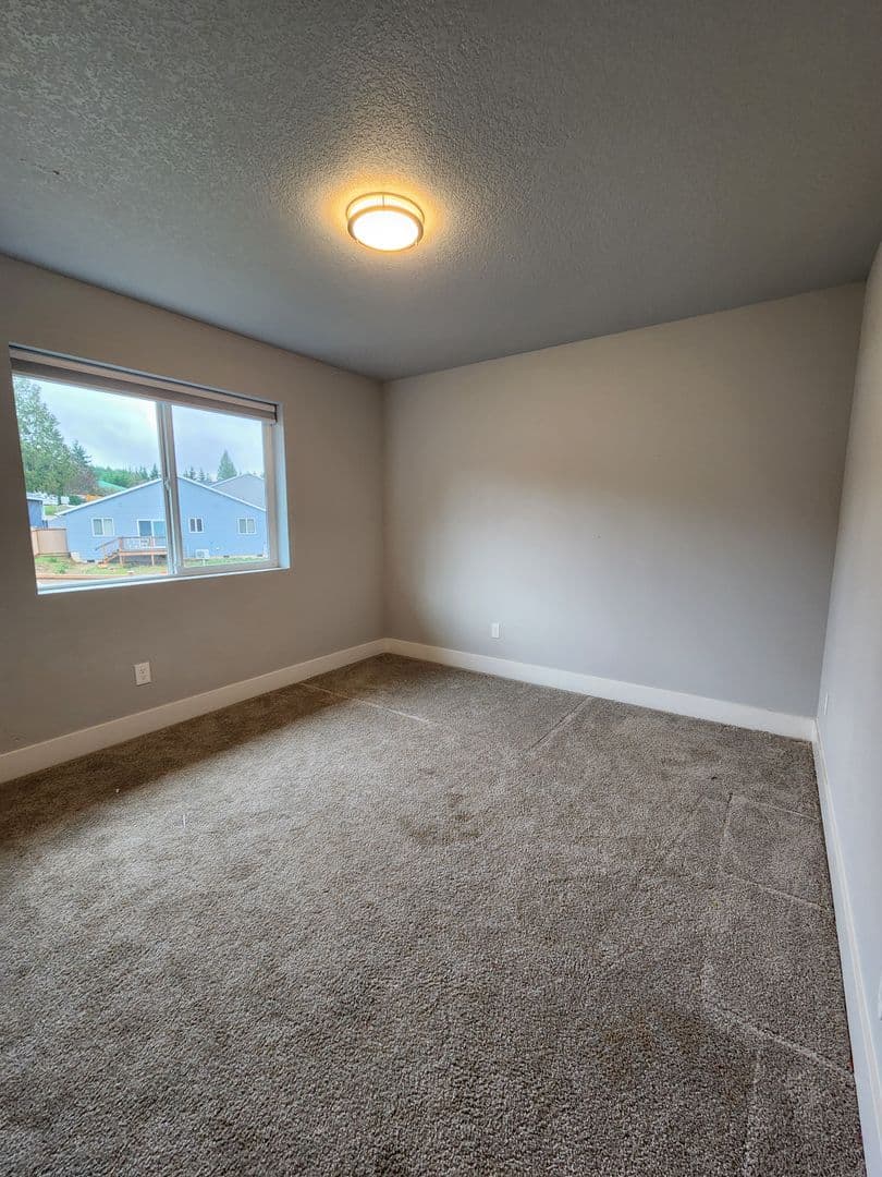 Winlock Multiplex: 205-207 Oak St