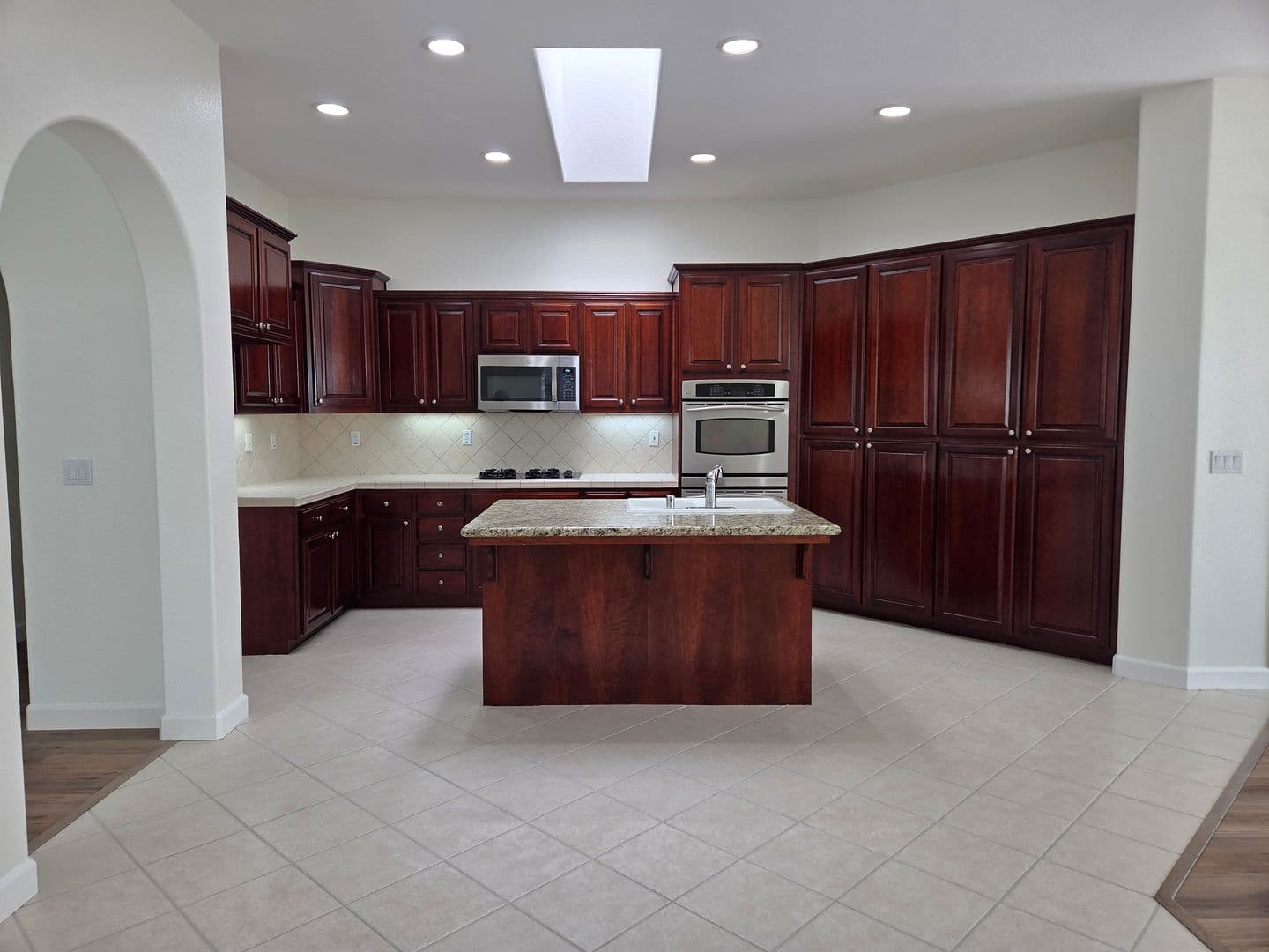 El Dorado Hills House: 8046 Marigola Way