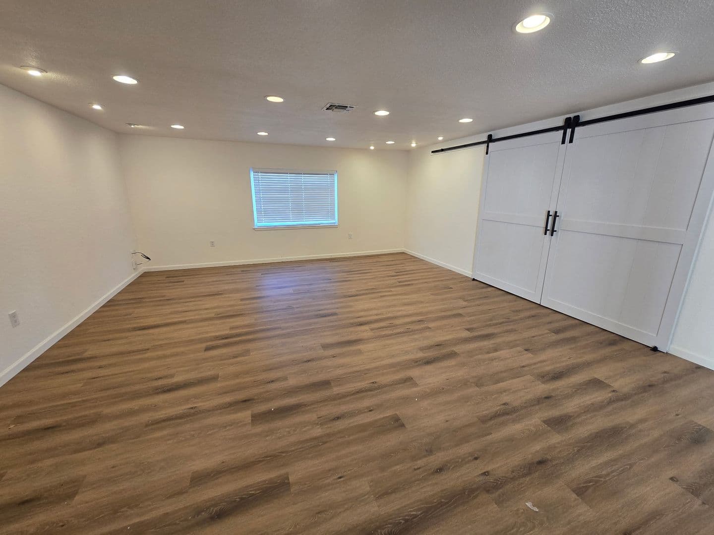 Sacramento House: 9412 Achates Circle