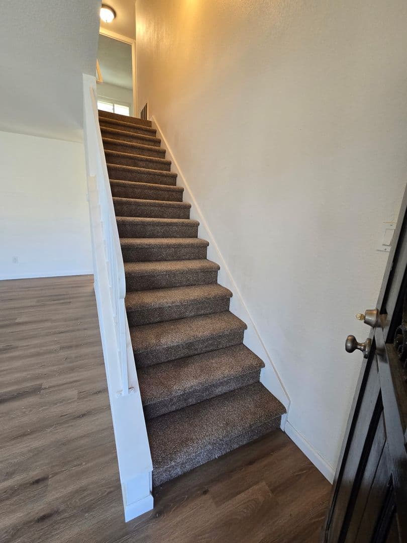 Sacramento House: 9412 Achates Circle