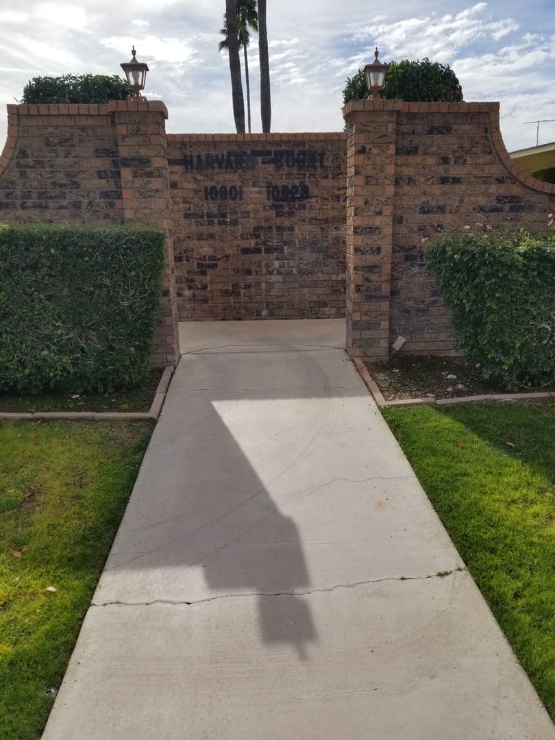Sun City House: 10913 W. Santa Fe Drive
