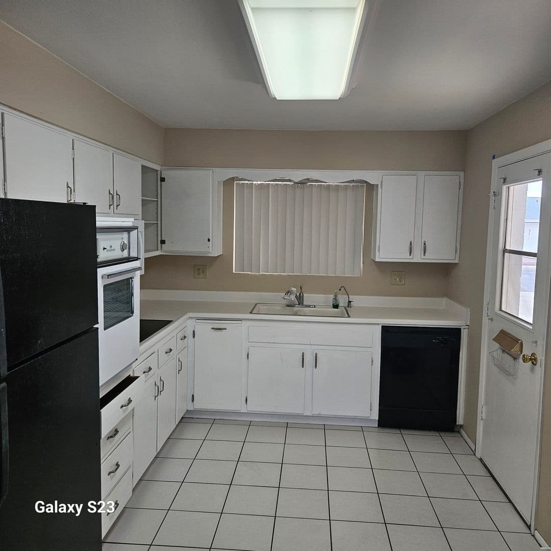 Sun City House: 10010 W. Andover Ave.
