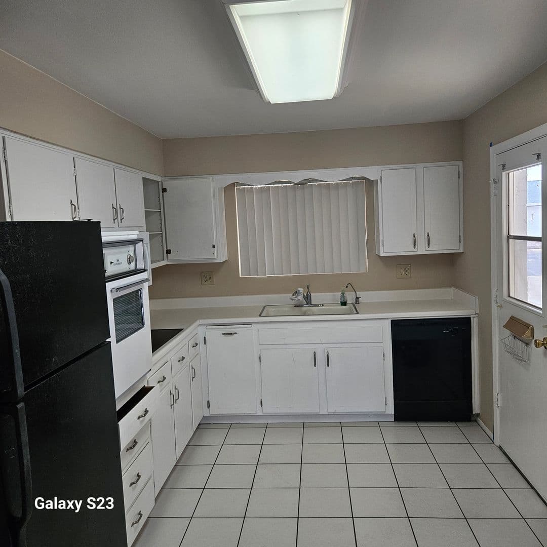 Sun City House: 10010 W. Andover Ave.