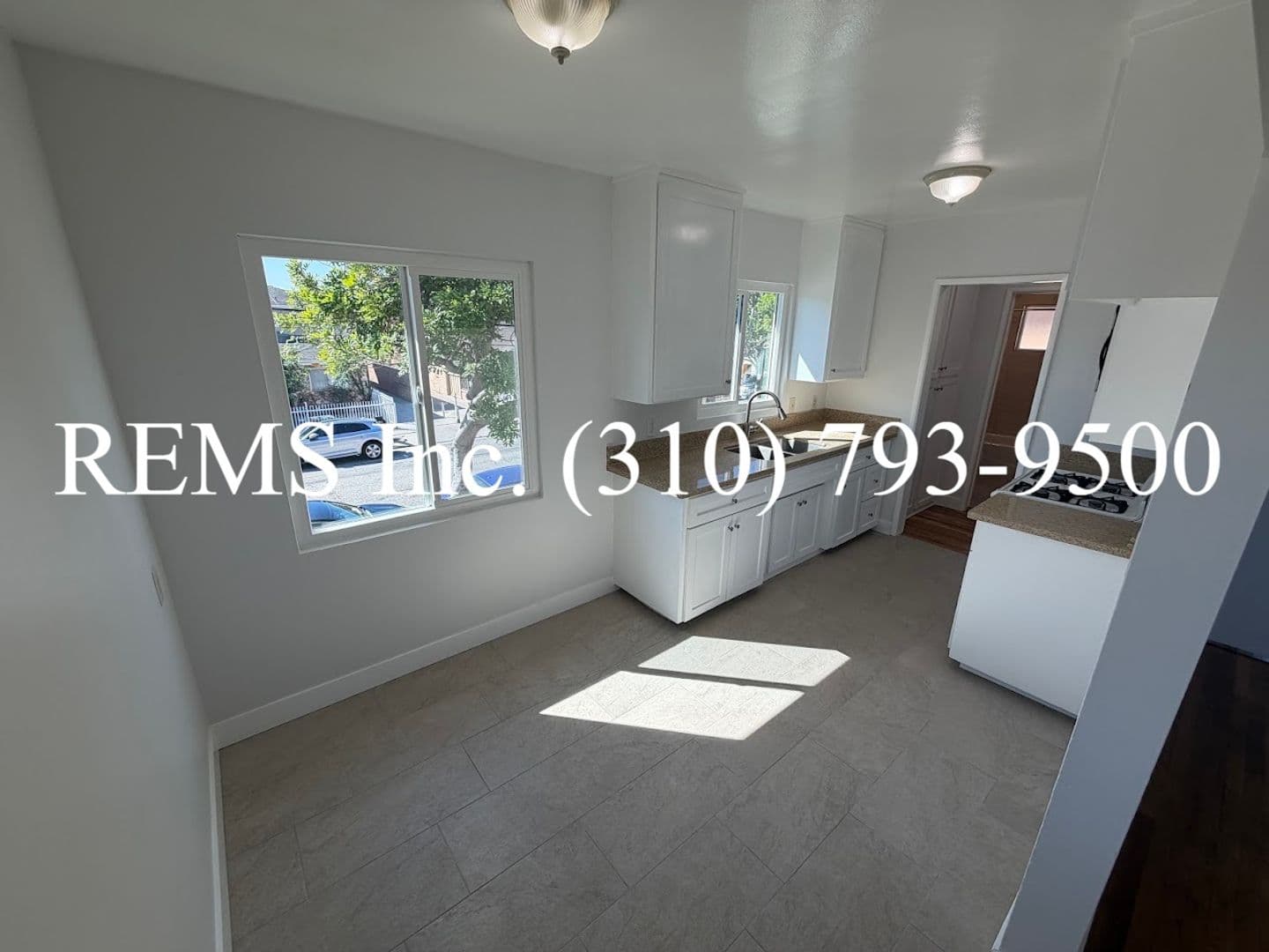 Hawthorne Apartment: 4041 W 139th Street