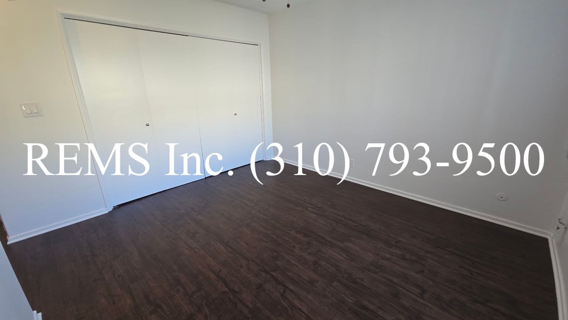 Inglewood Apartment: 533 S Osage Ave