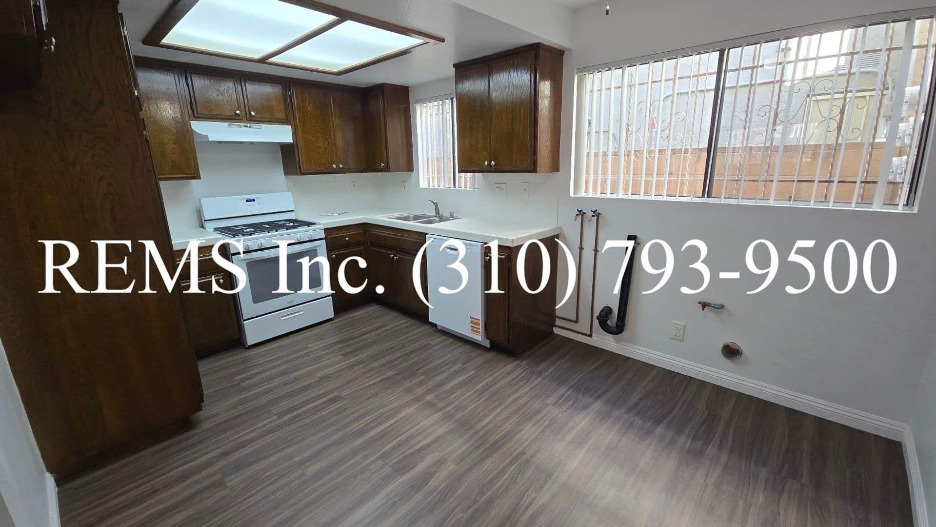 Lawndale Apartment: 4310 Manhattan Beach Blvd