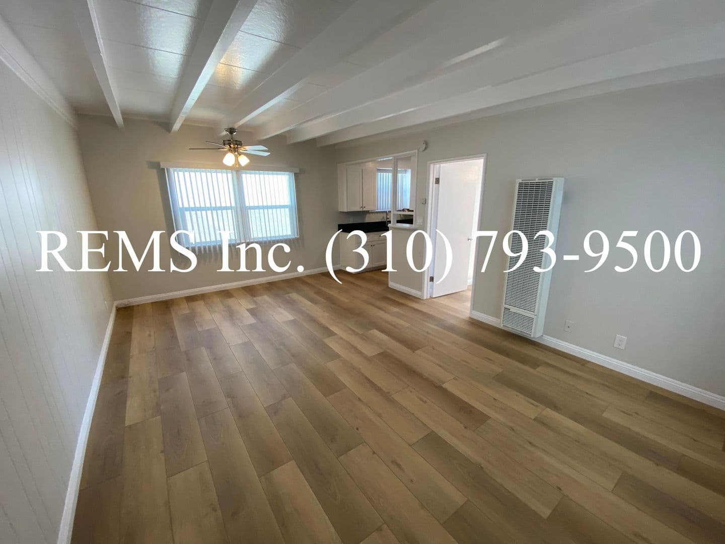 Hermosa Beach Apartment: 85 16th Street