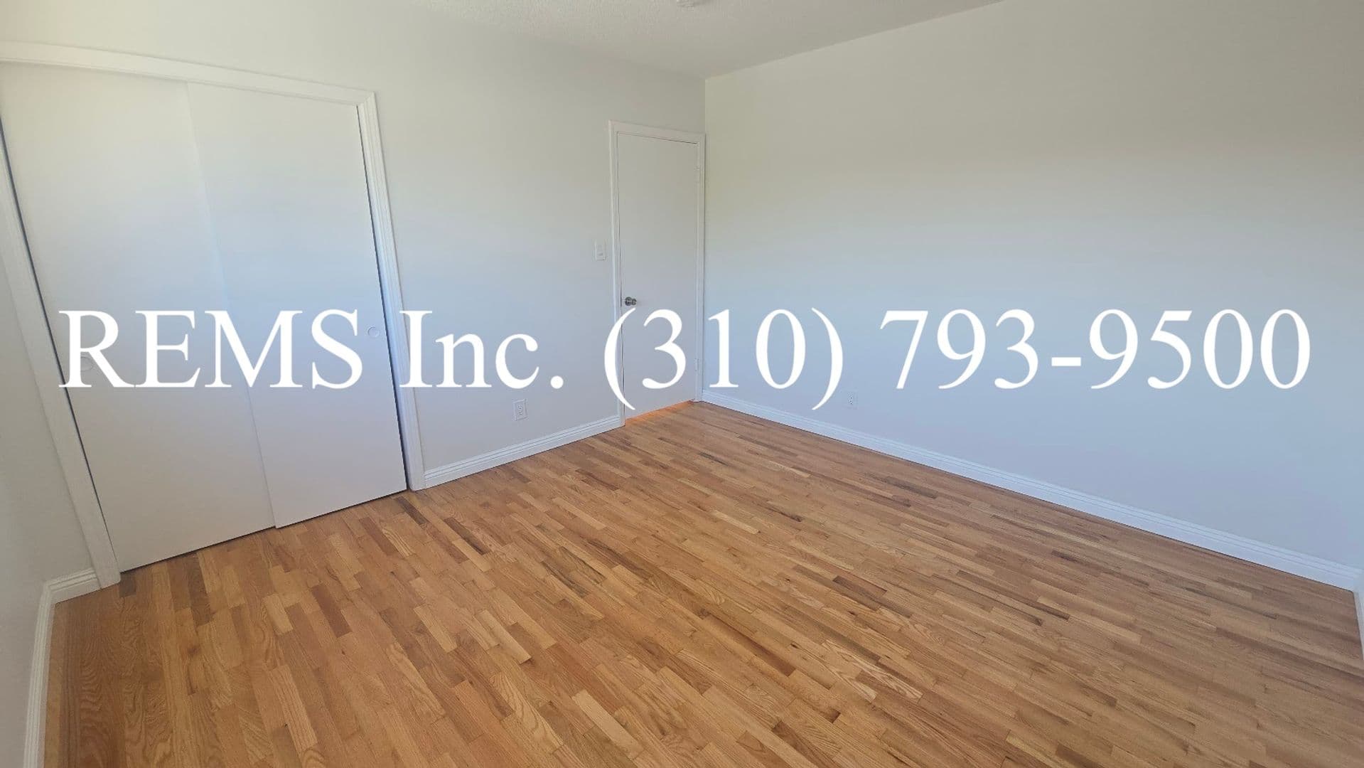 Los Angeles Apartment: 643 E 47th St