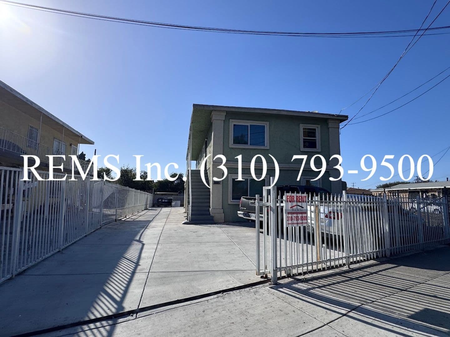 Compton Apartment: 12035 S Willowbrook Ave