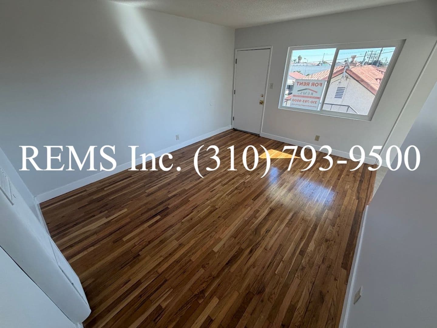 Hawthorne Apartment: 4041 W 139th Street