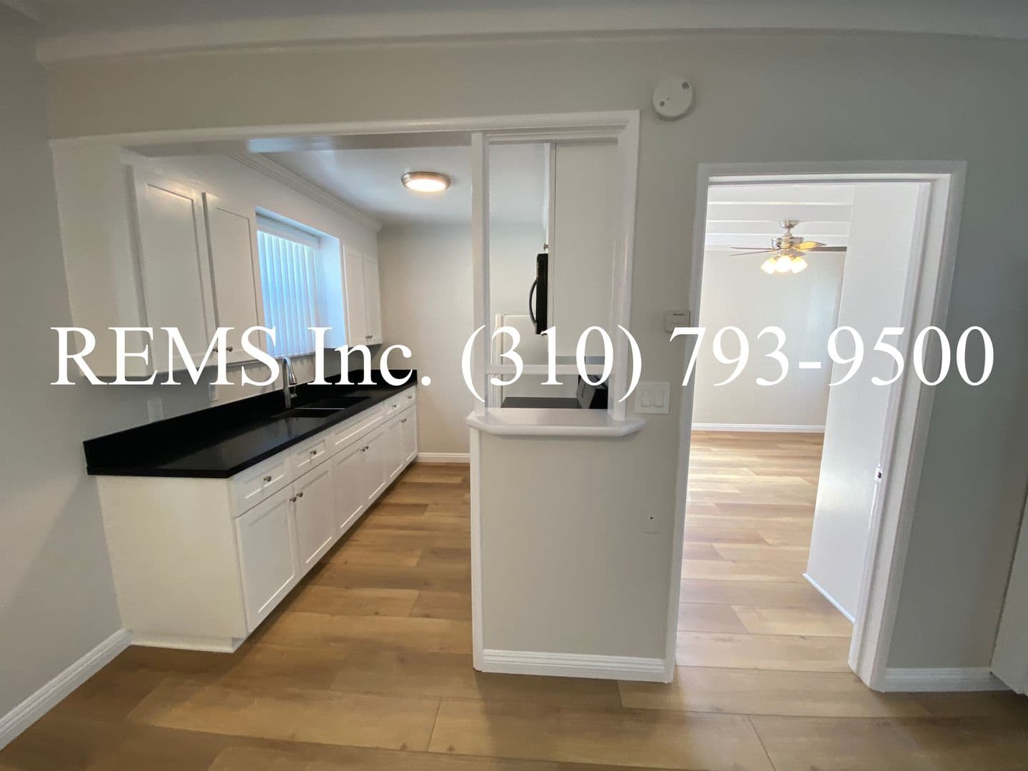 Hermosa Beach Apartment: 85 16th Street