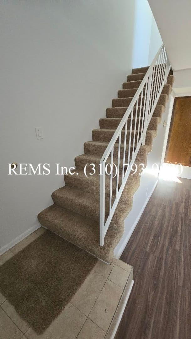Lawndale Apartment: 4310 Manhattan Beach Blvd