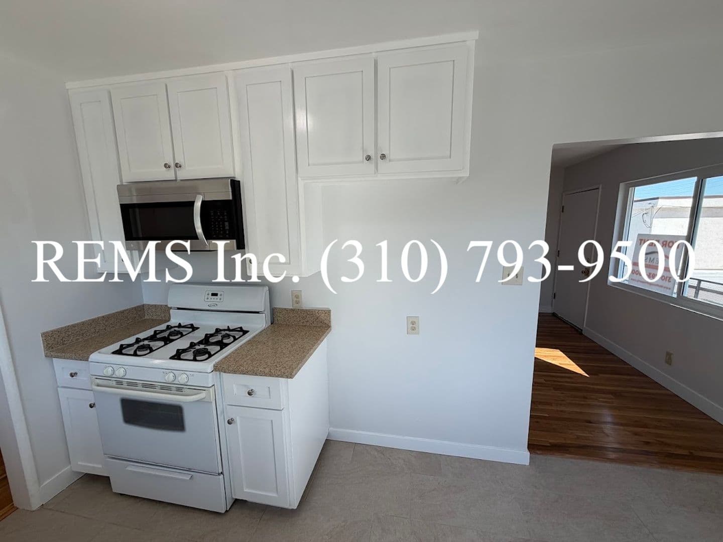 Hawthorne Apartment: 4041 W 139th Street