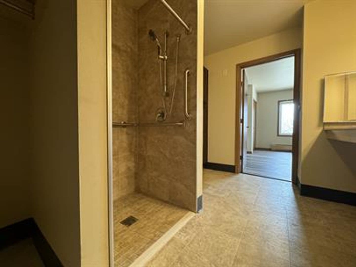 Sun Prairie Apartment: 605 Chase Boulevard