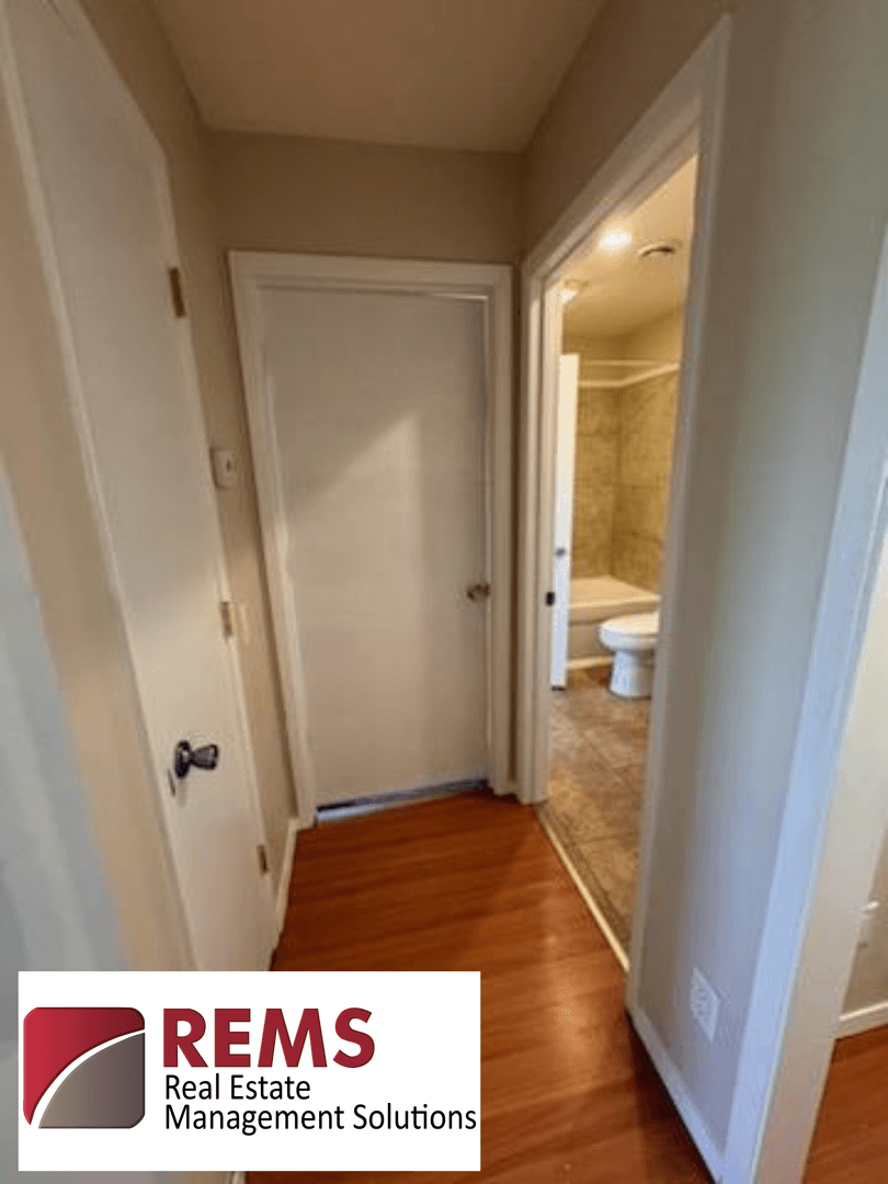 Spring Green Apartment: 513 Jordan Way