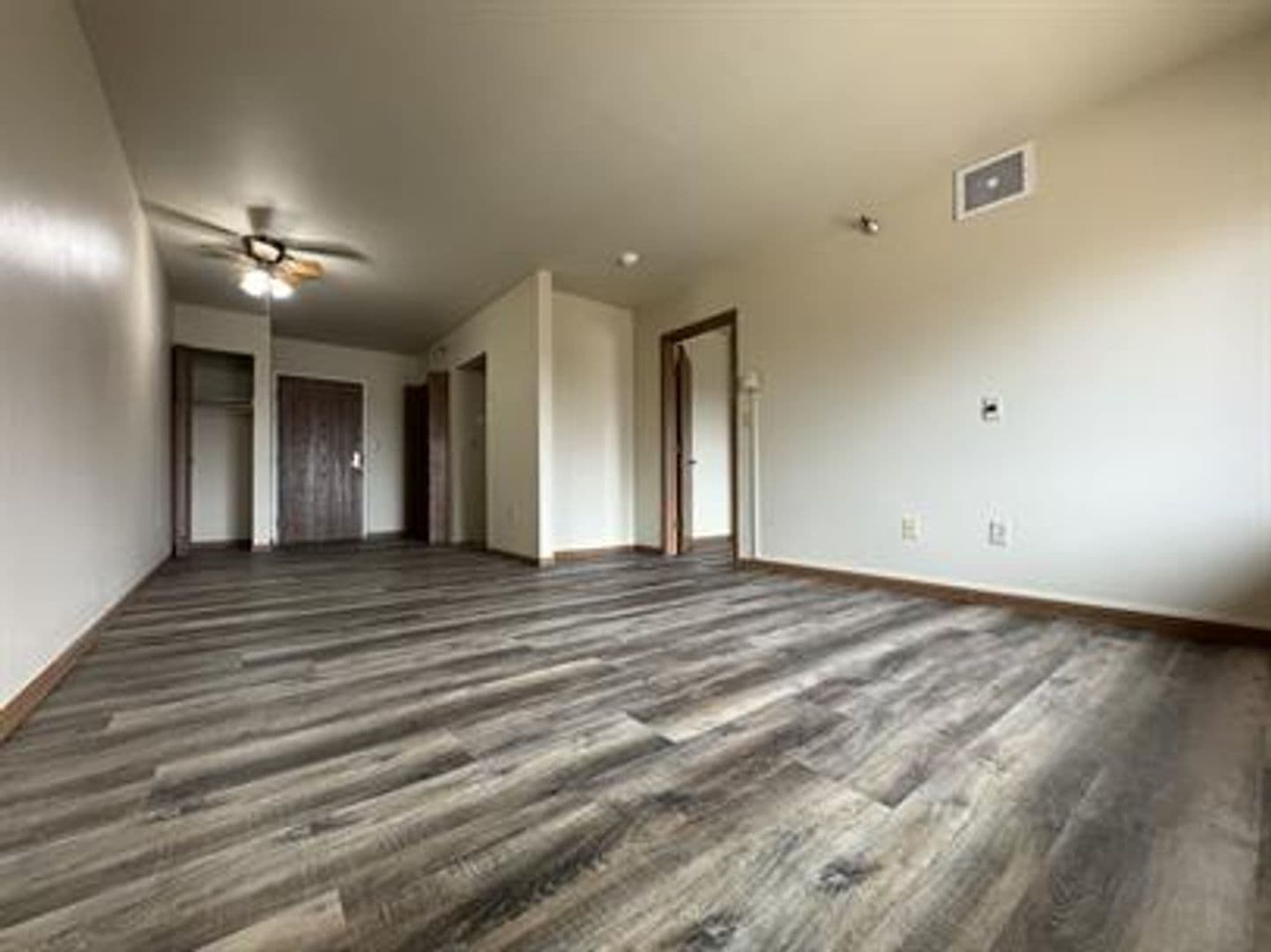 Sun Prairie Apartment: 605 Chase Boulevard