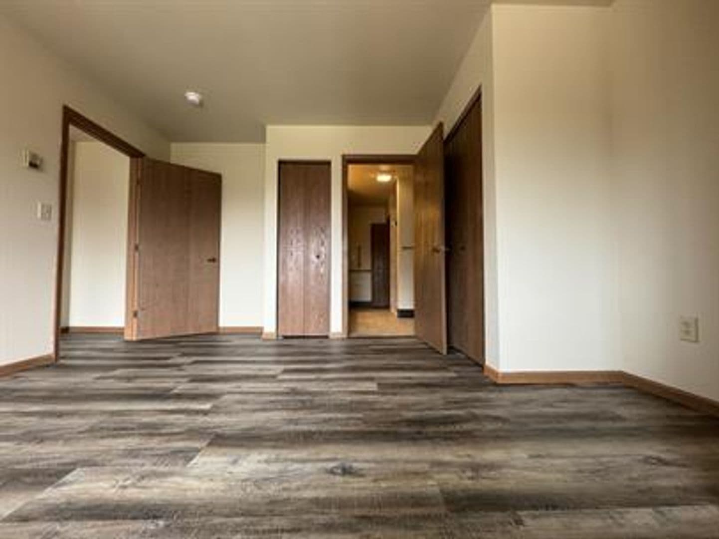 Sun Prairie Apartment: 605 Chase Boulevard