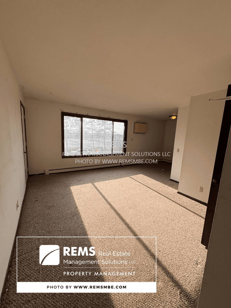 Prairie du Sac Apartment: 1110 Grand Avenue