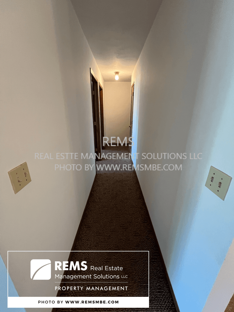 Portage Apartment: 564 East Slifer Street
