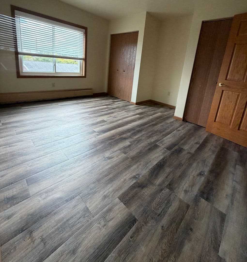 Sun Prairie Apartment: 605 Chase Boulevard