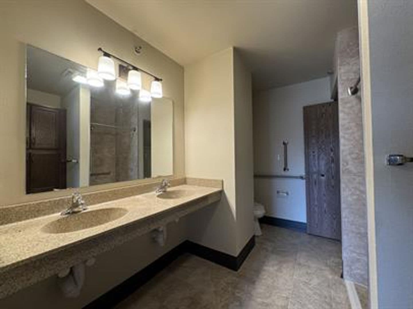 Sun Prairie Apartment: 605 Chase Boulevard