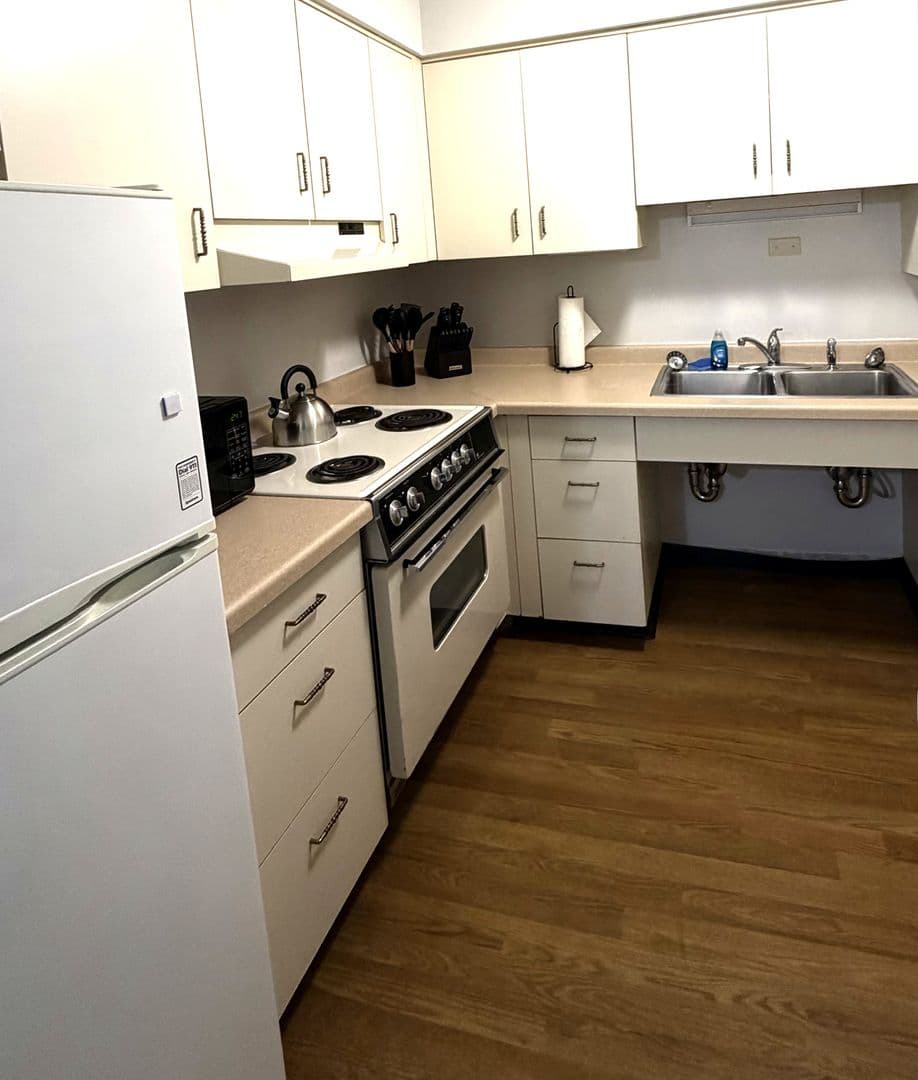 Sun Prairie Apartment: 605 Chase Boulevard