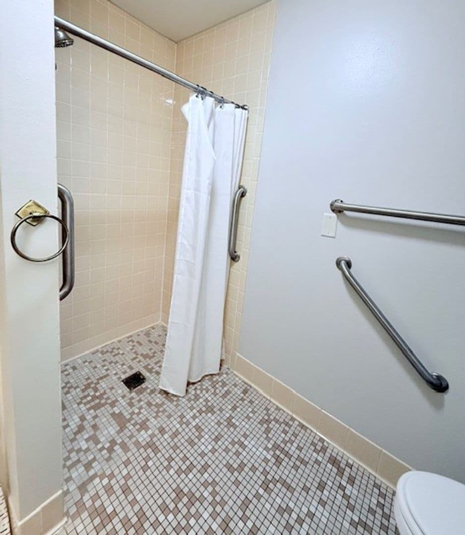 Sun Prairie Apartment: 605 Chase Boulevard