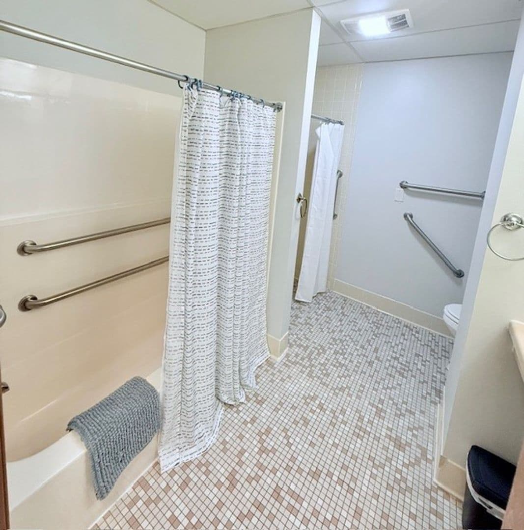 Sun Prairie Apartment: 605 Chase Boulevard