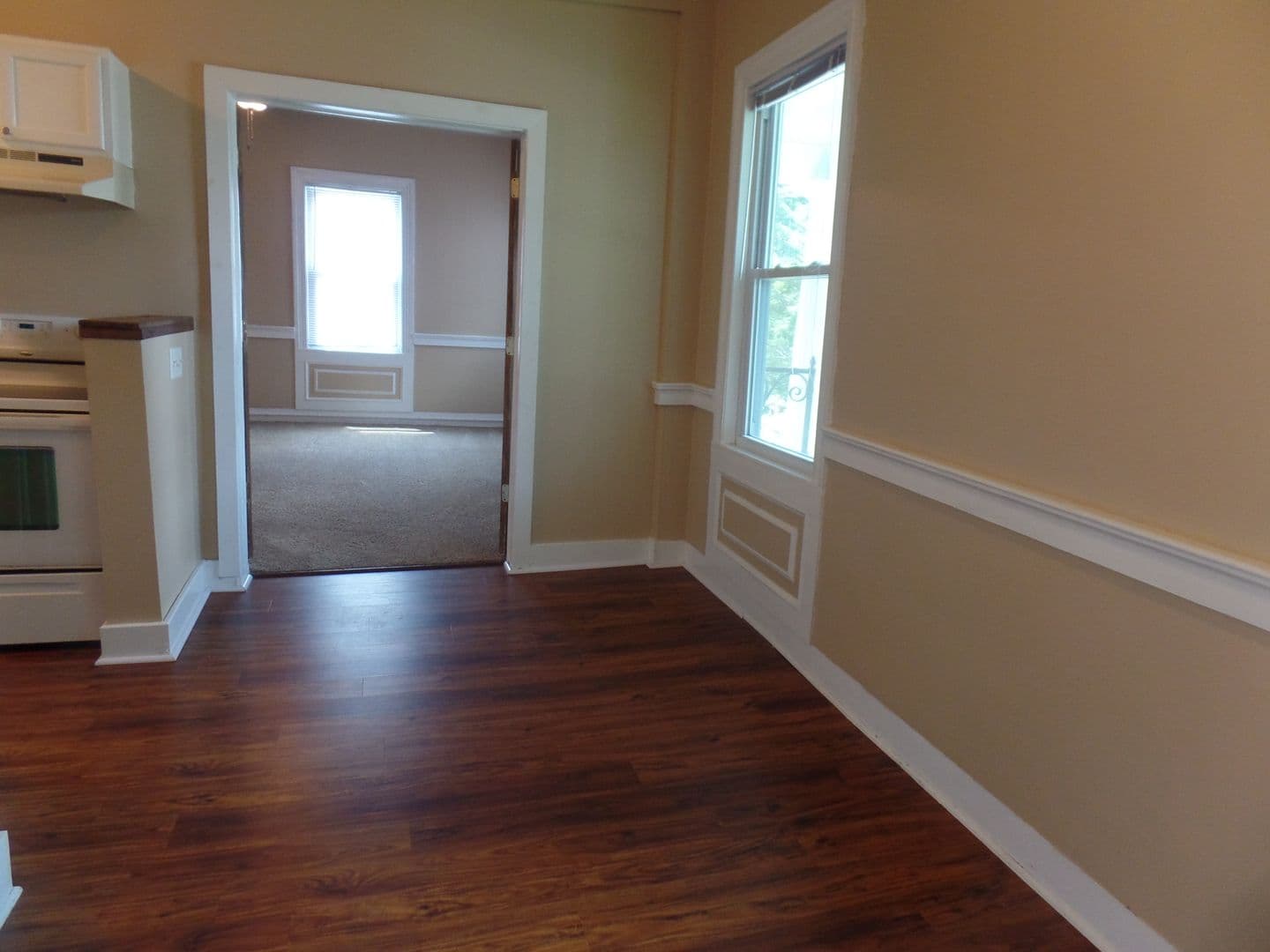 Baraboo Apartment: 602 East St.