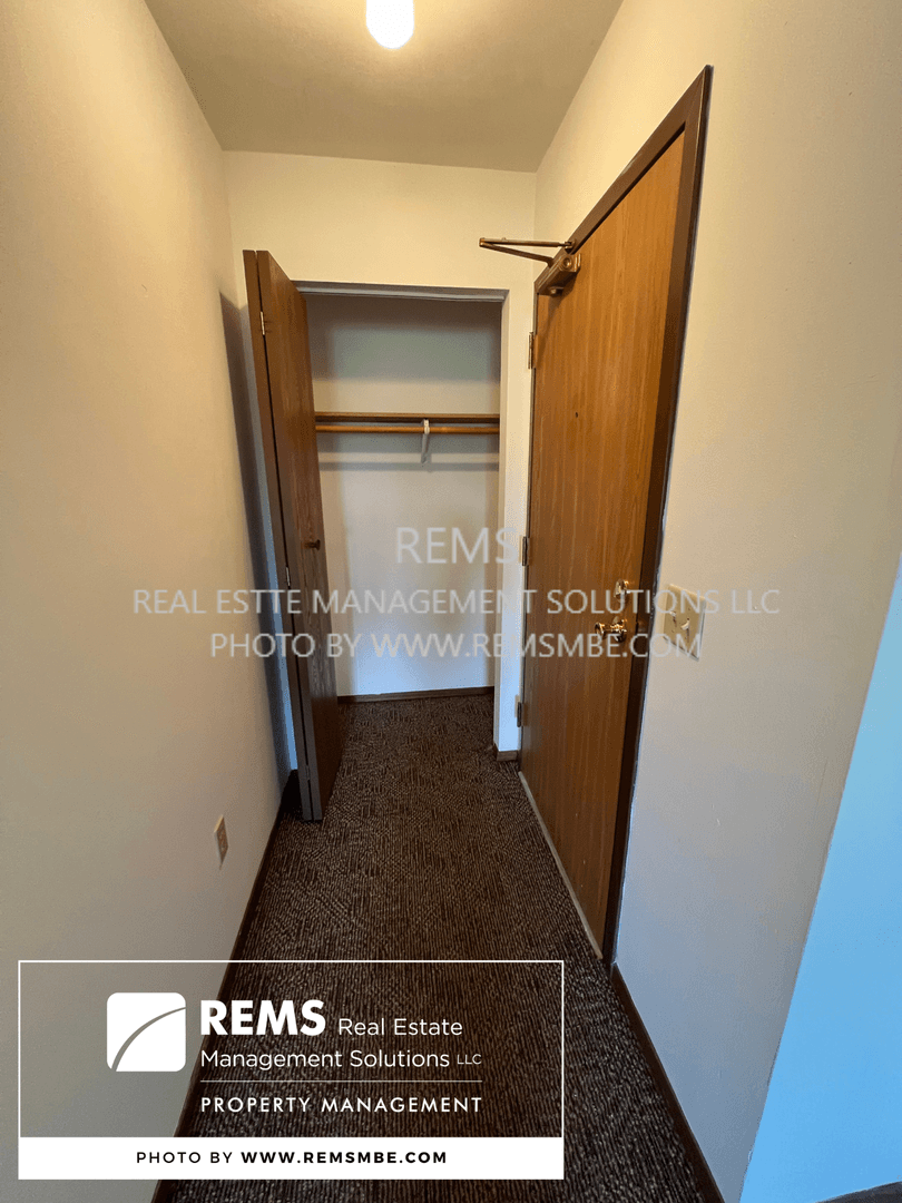 Portage Apartment: 564 East Slifer Street