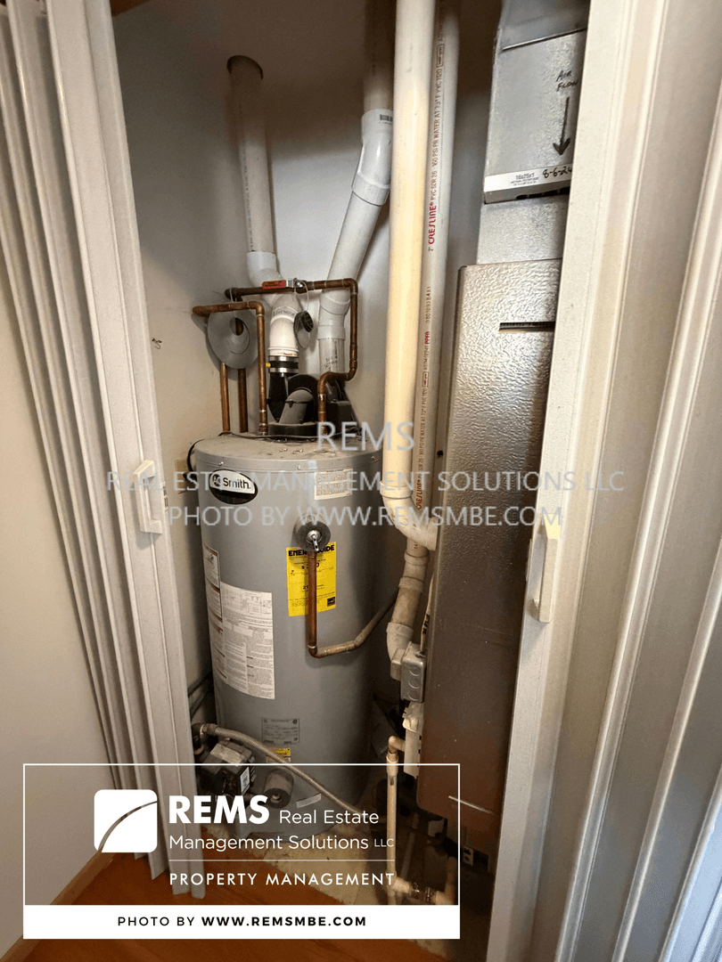 Baraboo Apartment: 812 Barker Street