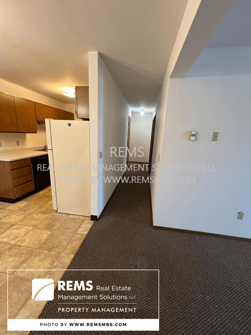 Portage Apartment: 564 East Slifer Street