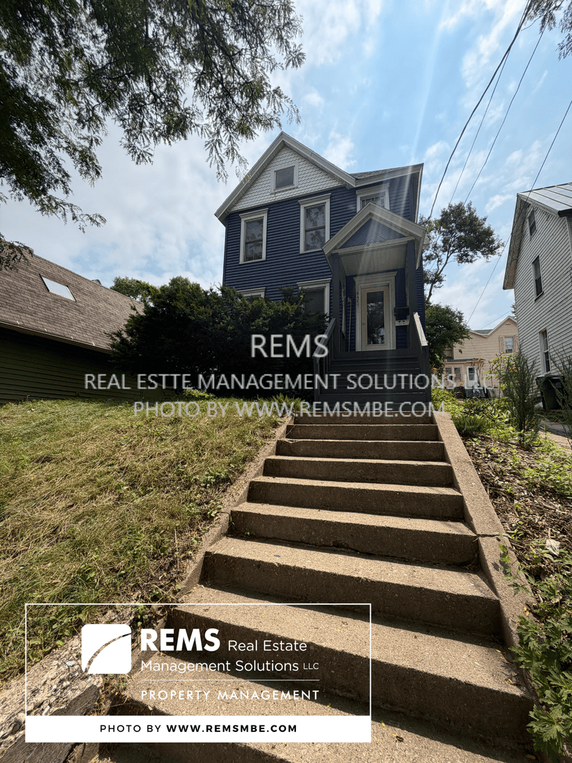 Madison Apartment: 947 Williamson Street