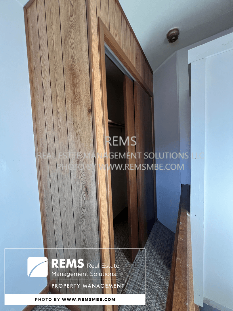 Reedsburg Apartment: 420 N Pine Street