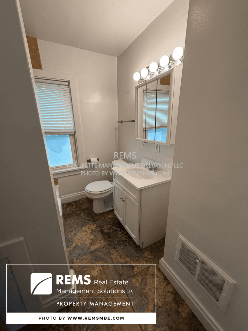 Baraboo Apartment: 220/222 1st Street