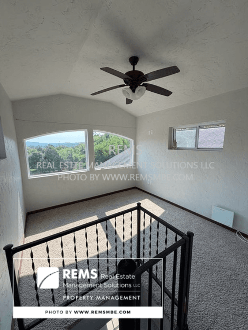 Portage House: N4513 Trillium Court
