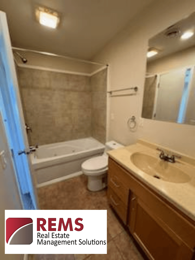 Spring Green Apartment: 513 Jordan Way